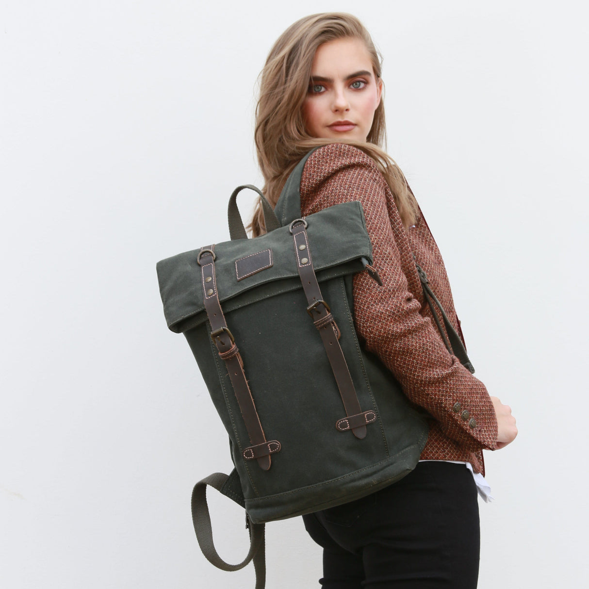The Borden Plus – 15" Laptop Backpack in Green Waxed Cotton
