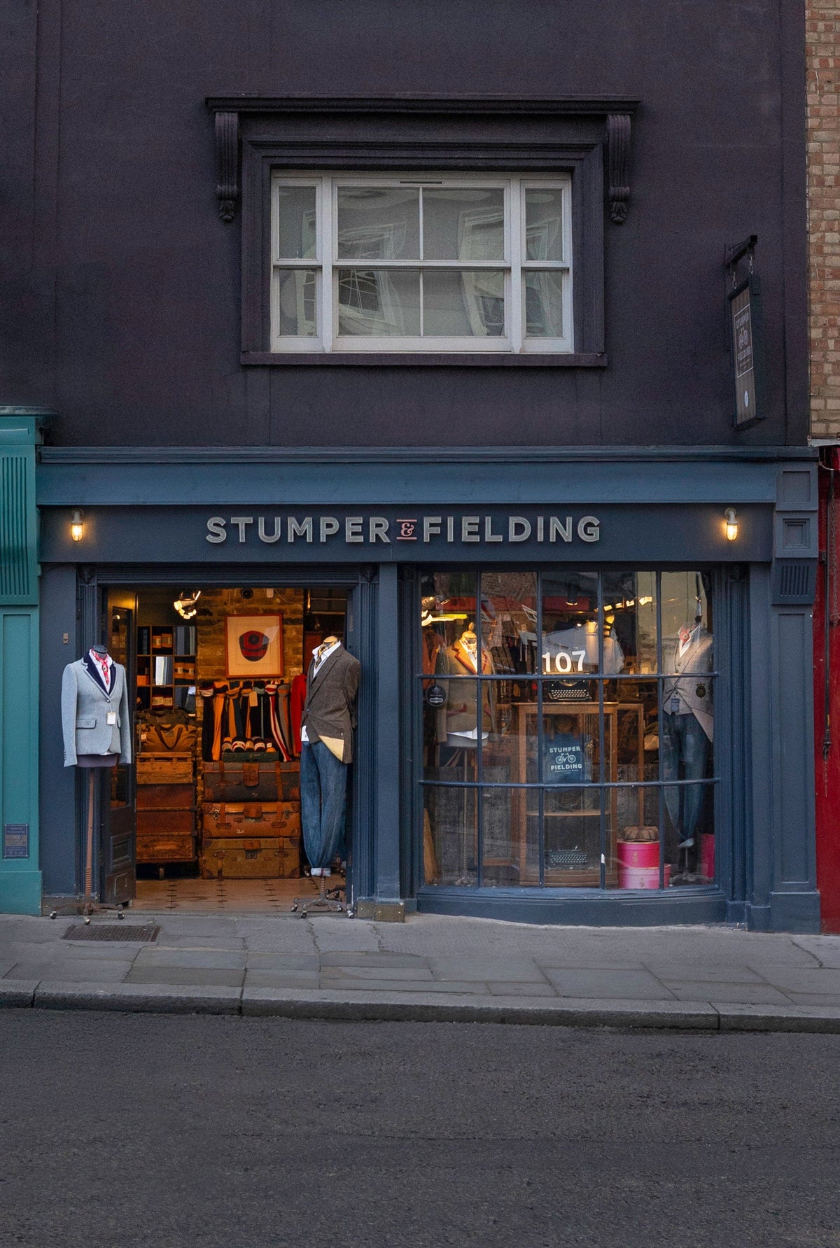 Stumper & Fielding- About Us